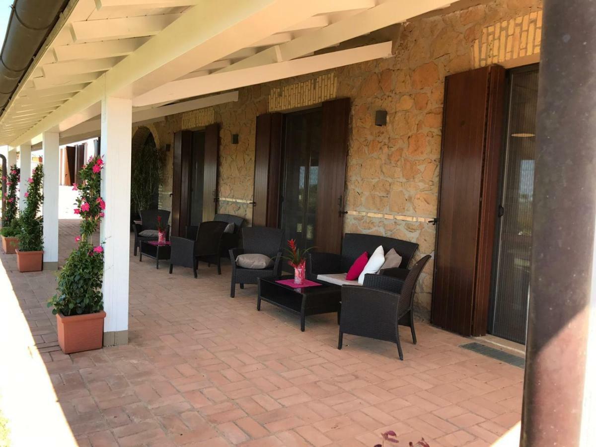 Il Casale Degli Ulivi - Agriturismo - Tenimenti Leone Lanuvio المظهر الخارجي الصورة